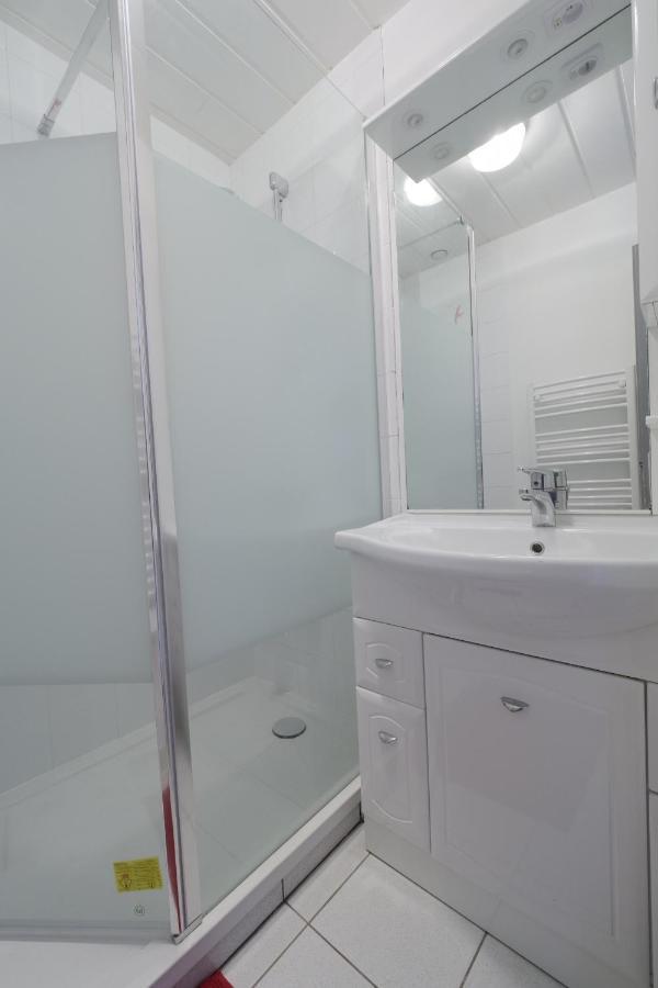Un Appartement Sur La Marina De St-Gilles سانت جيل كروا دي فيي المظهر الخارجي الصورة