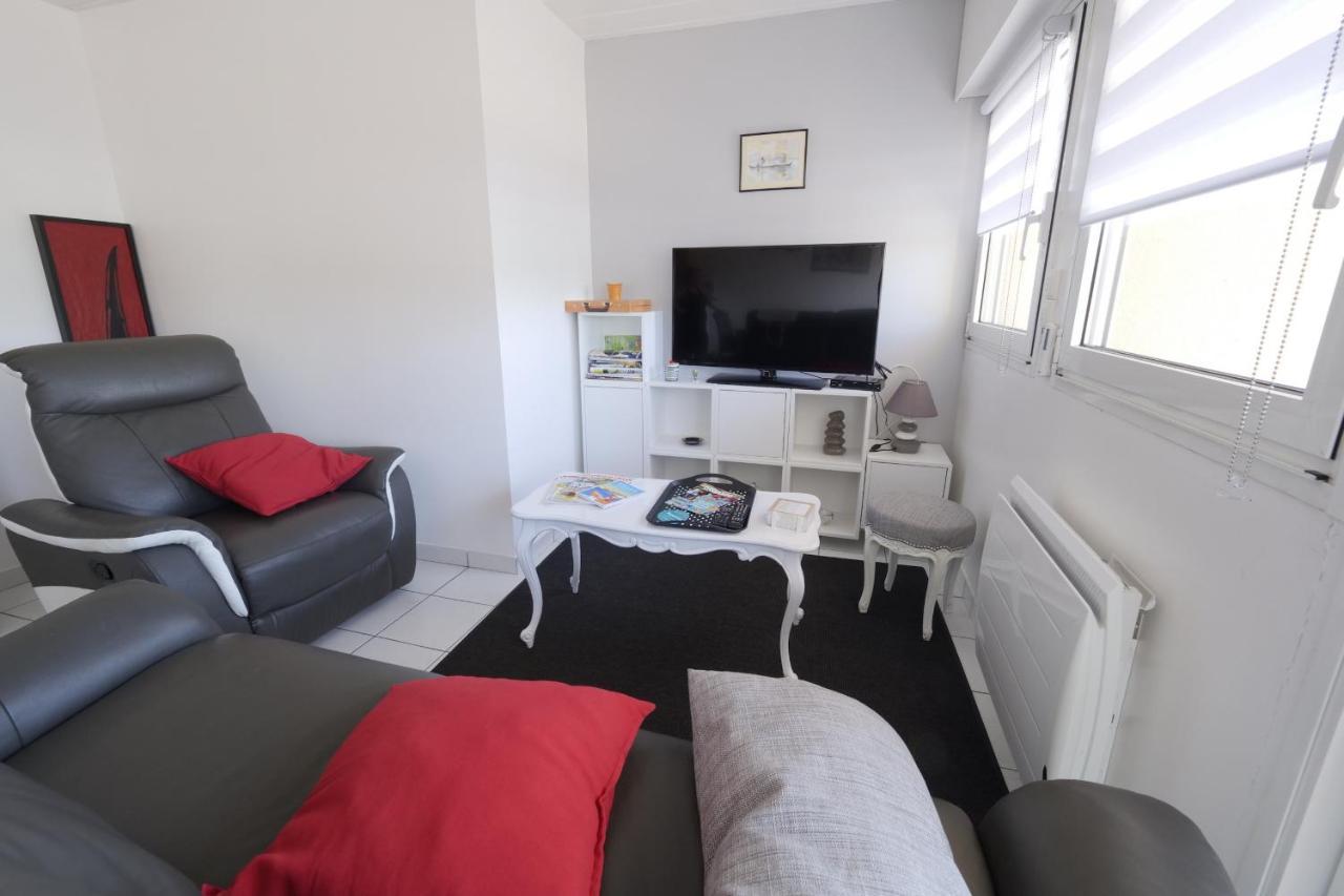 Un Appartement Sur La Marina De St-Gilles سانت جيل كروا دي فيي المظهر الخارجي الصورة