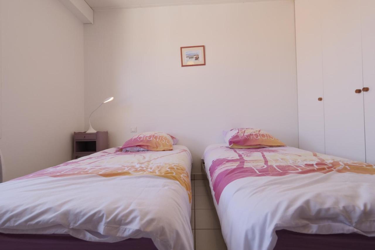 Un Appartement Sur La Marina De St-Gilles سانت جيل كروا دي فيي المظهر الخارجي الصورة